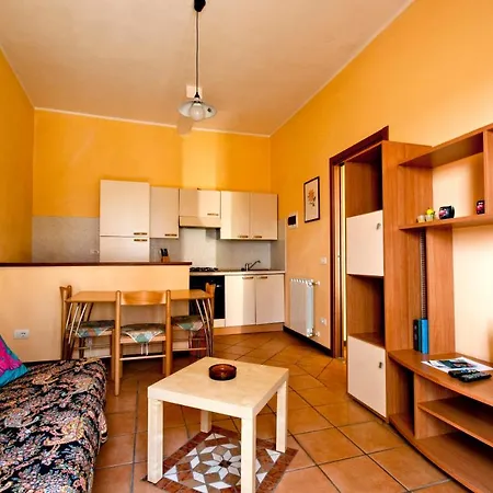 Monterosso Gospodarstwo agroturystyczne *