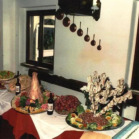 Monterosso Farm stay *